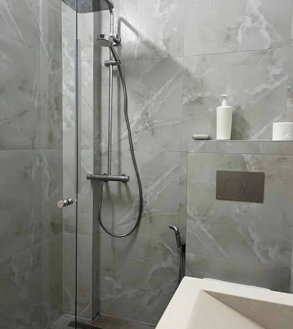 アパート Kostanca Pool & Bay Studio Sarandë アルバニア